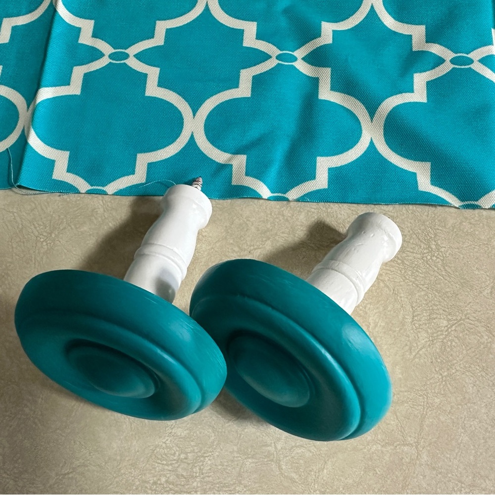 LAST CHANCE!💥2 for $15💥 Teal and White Curtain Rod Finials and Fabric